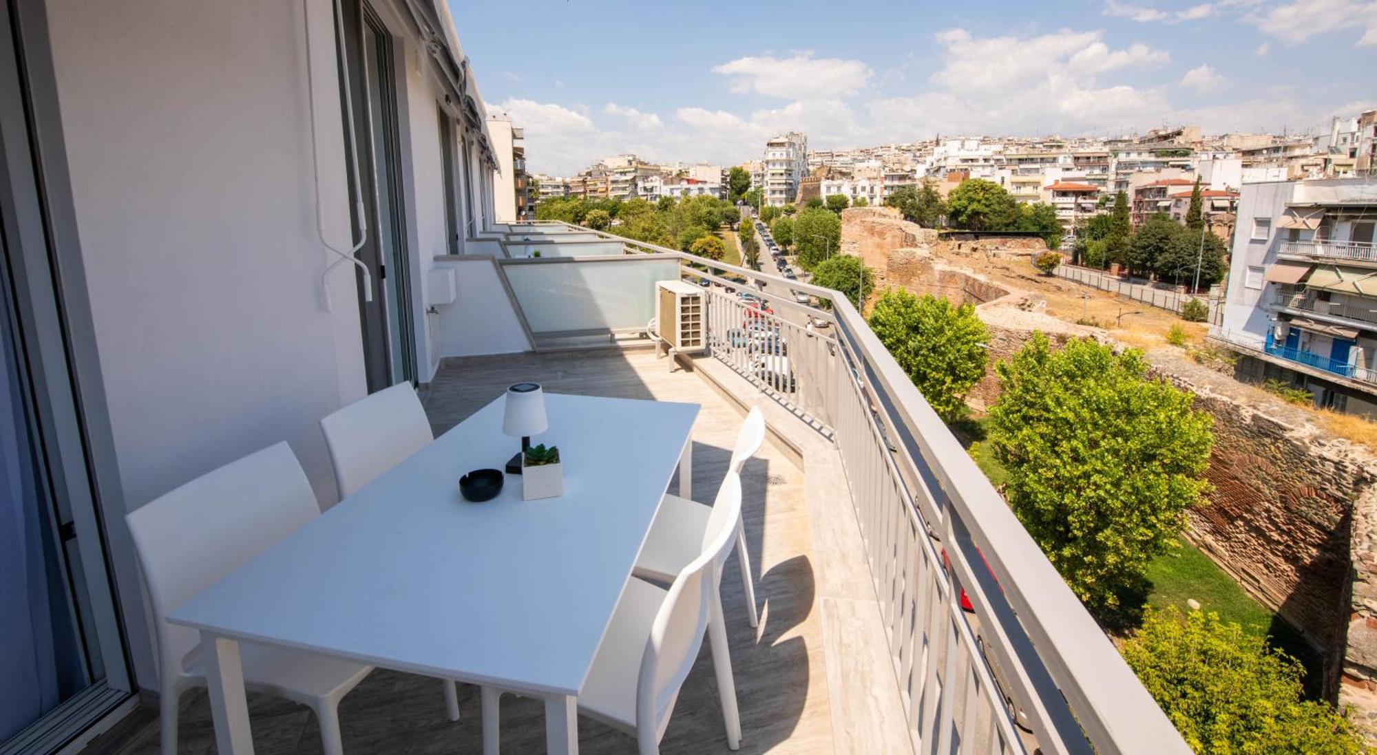 Skia Luxury Living Above The Walls 塞萨洛尼基 外观 照片