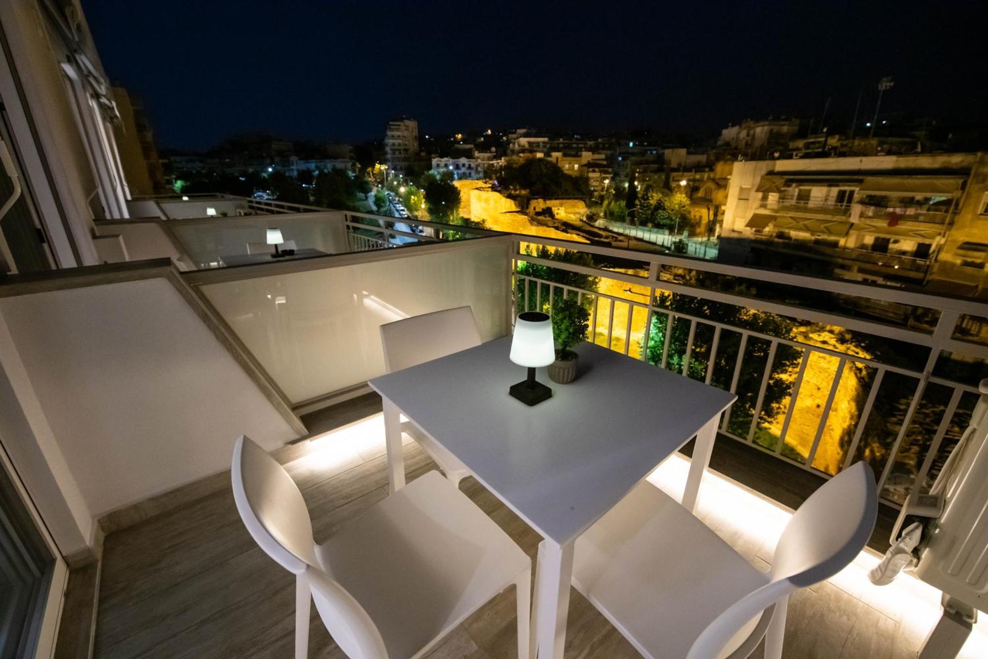 Skia Luxury Living Above The Walls 塞萨洛尼基 外观 照片