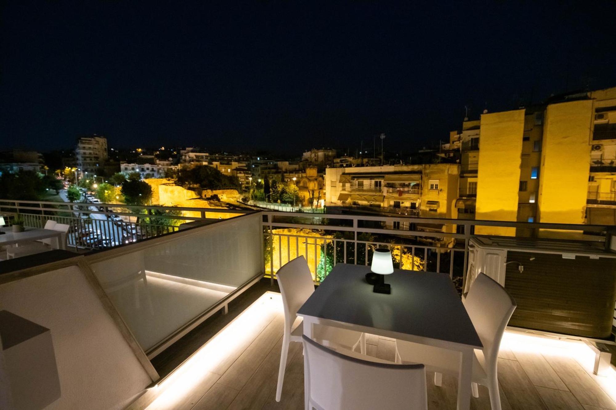 Skia Luxury Living Above The Walls 塞萨洛尼基 外观 照片
