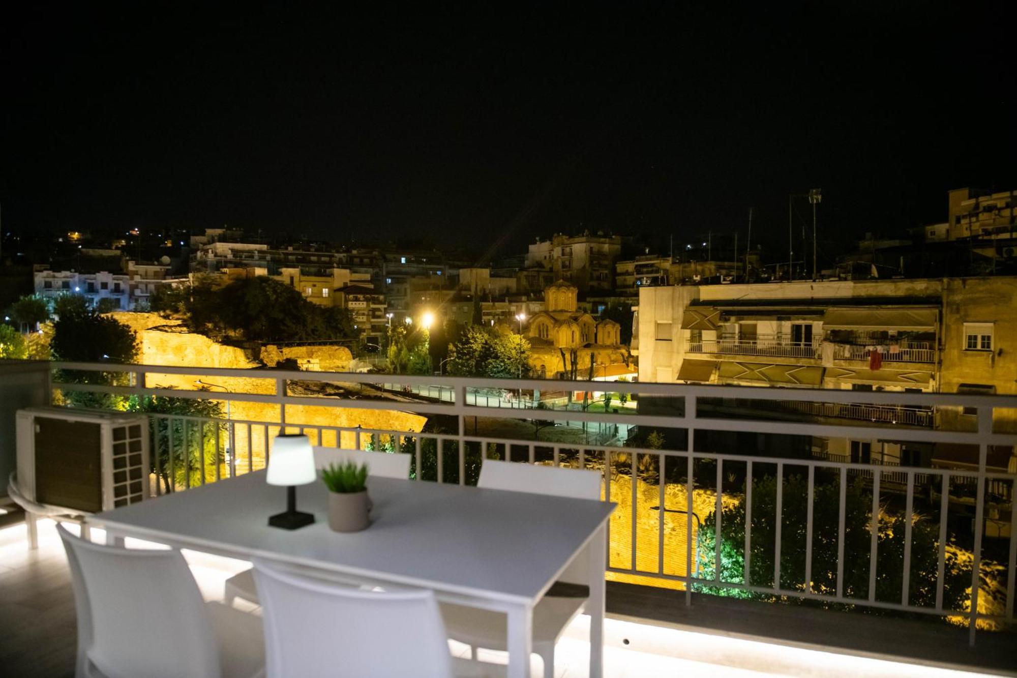 Skia Luxury Living Above The Walls 塞萨洛尼基 外观 照片